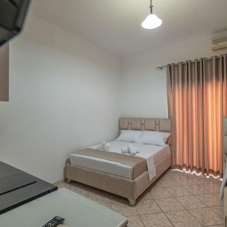 Hotel Vila Vilson Saranda Dış mekan fotoğraf