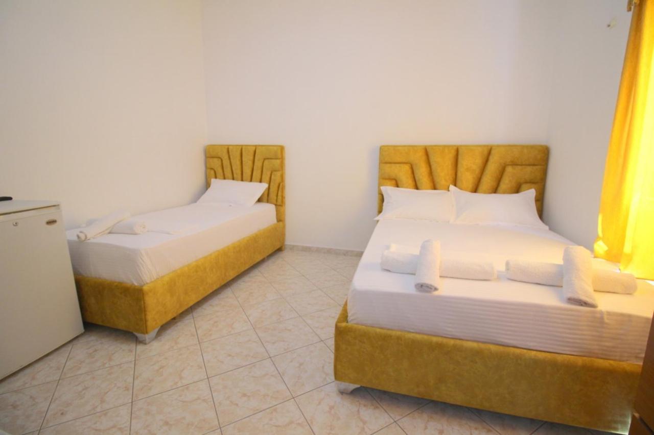 Hotel Vila Vilson Saranda Oda fotoğraf